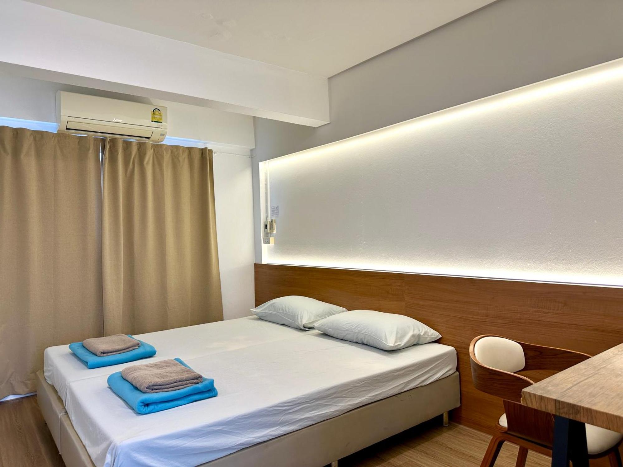 Films House Hostel Bangsaen Zewnętrze zdjęcie