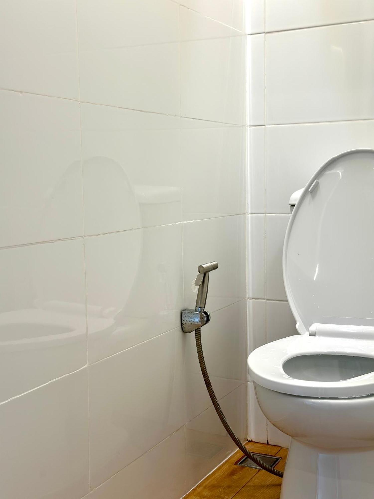 Films House Hostel Bangsaen Zewnętrze zdjęcie